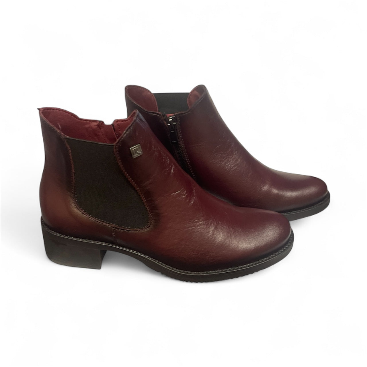Jose Saenz cherry leather chelsea   ankle boots