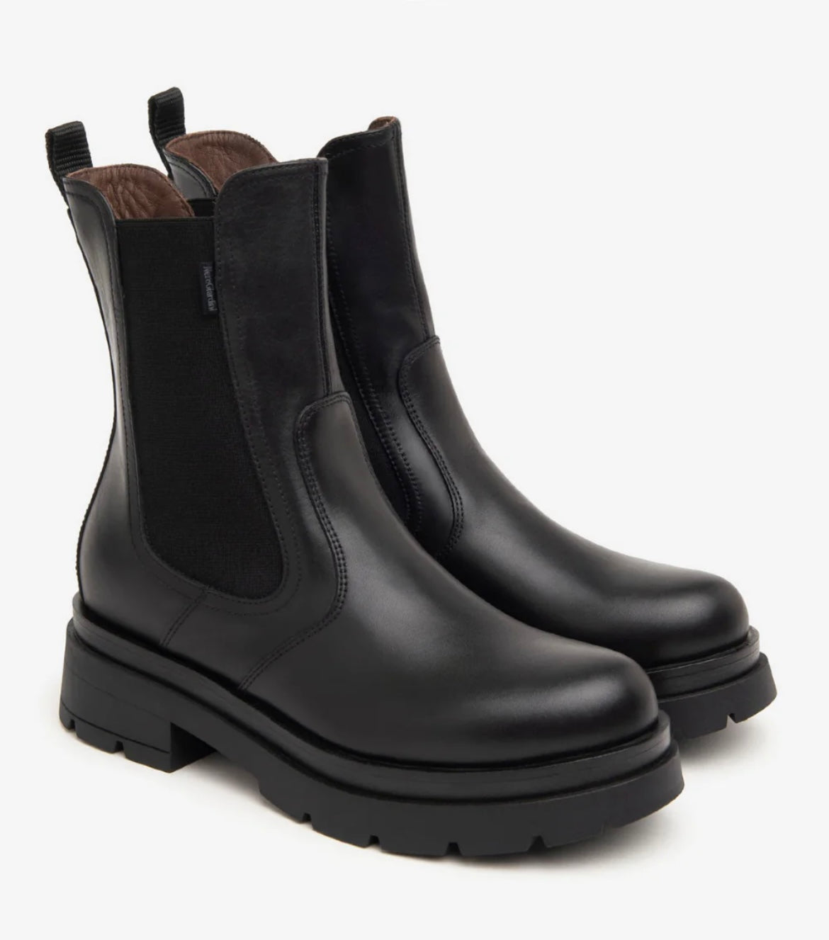 Nerogiardini black leather boots
