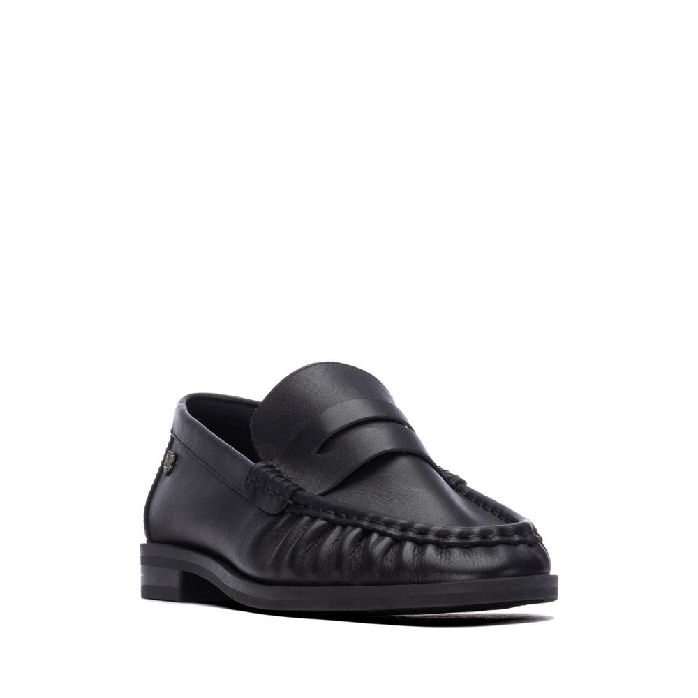 Carmela black leather loafers