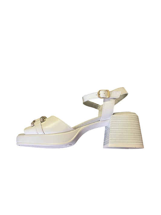 Callaghan ivory leather sandals
