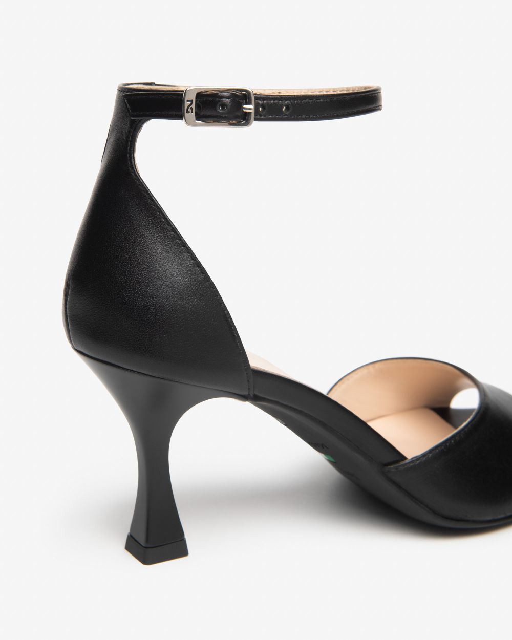 Nerogiardini black leather sandal