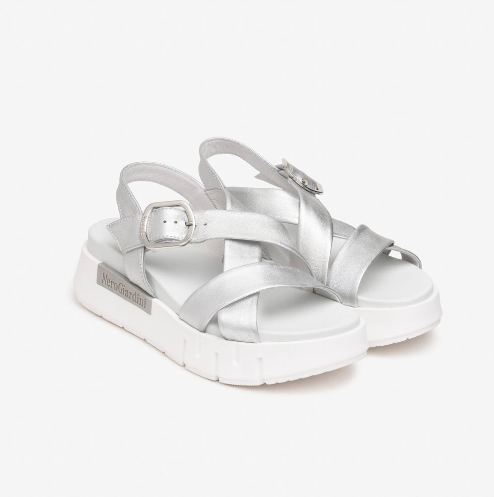 NeroGiardini silver leather platform sandals