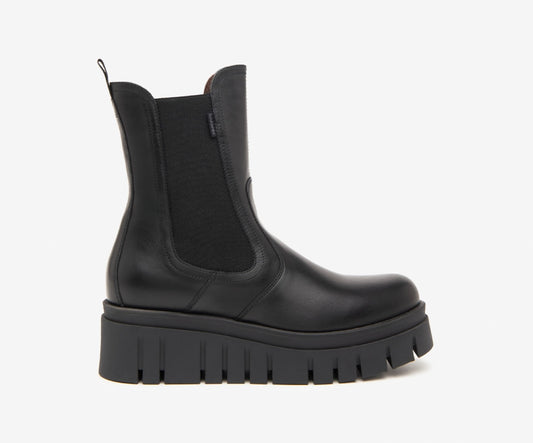 NeroGiardini black leather wedge Chelsea boot