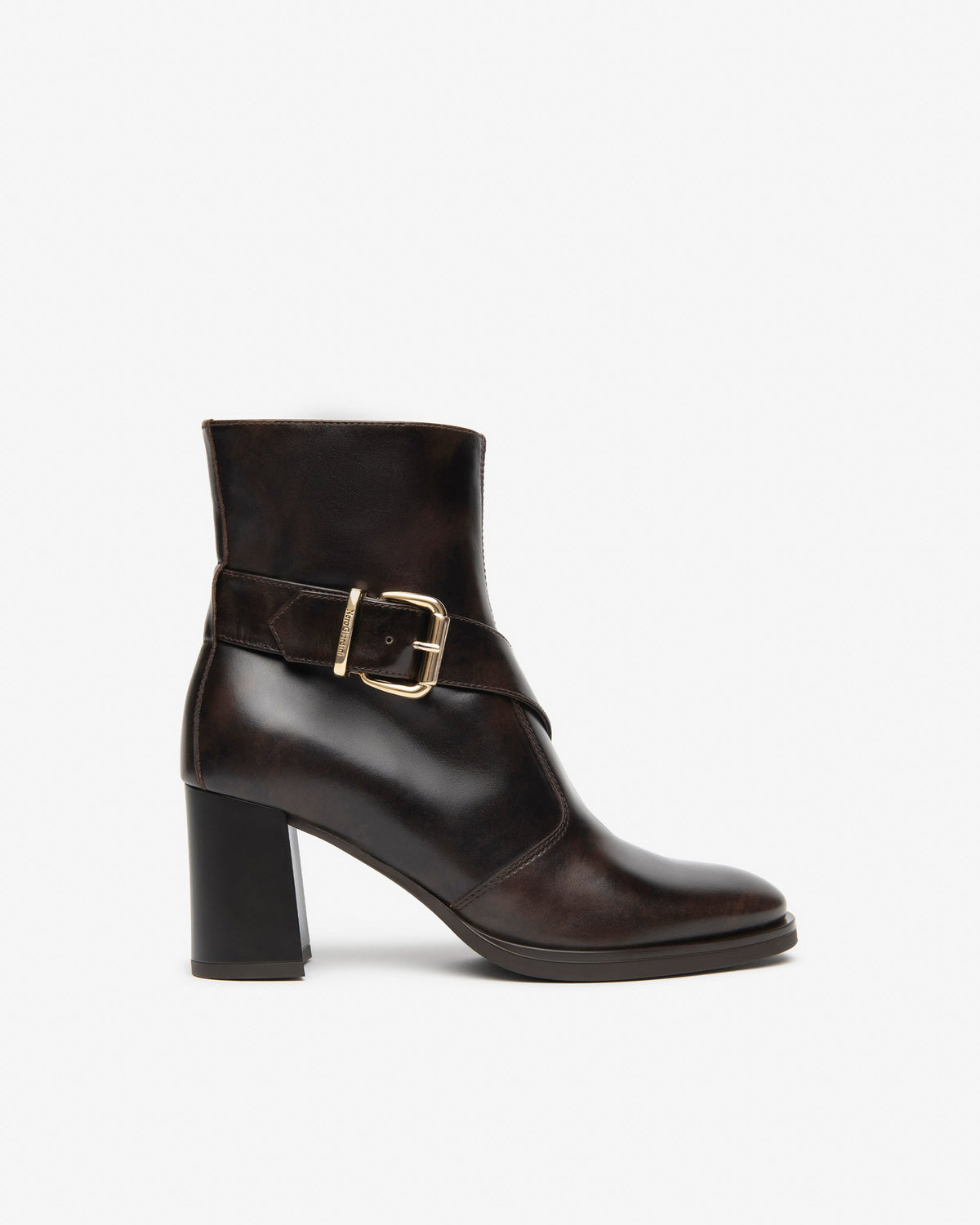 NeroGiardini brown leather ankle boots