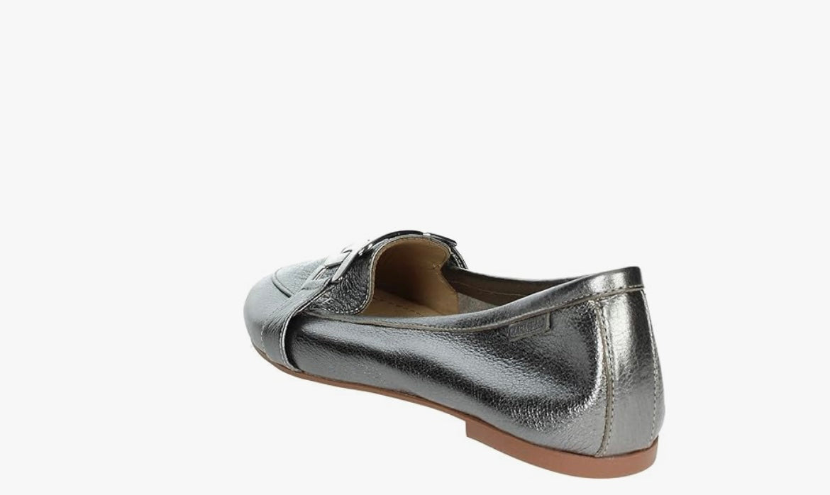 Carmela metallic grey  leather loafers