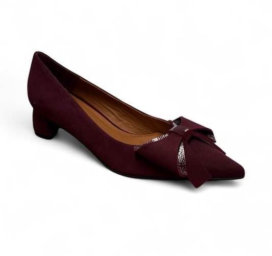 Marian Burgundy shoe with suede patent bow