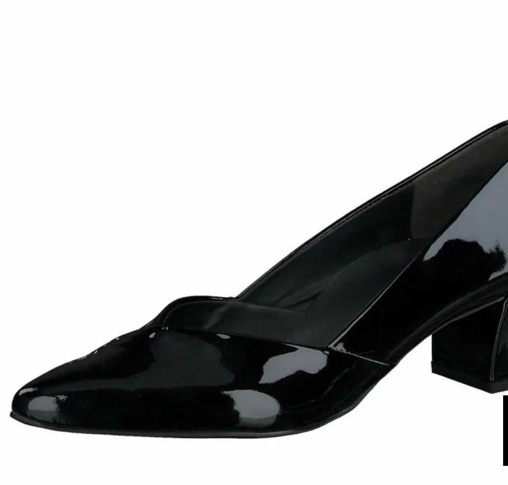 Paul Green black patent leather shoes