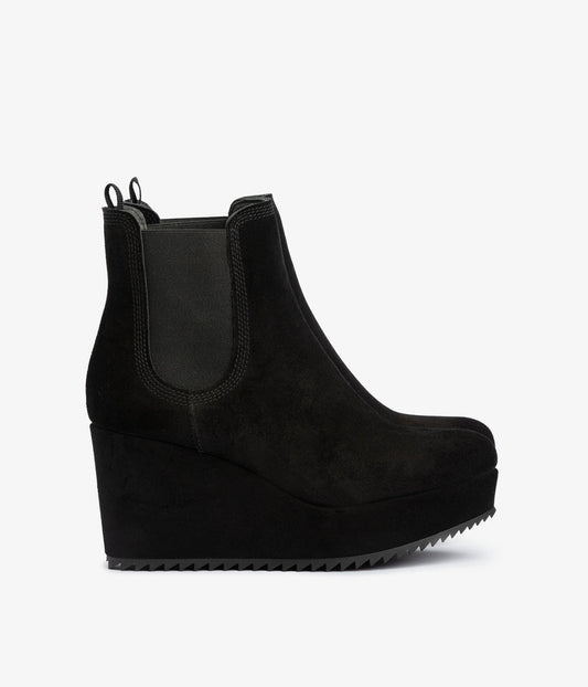 Pedro garcía black suede platform slip on ankle boot