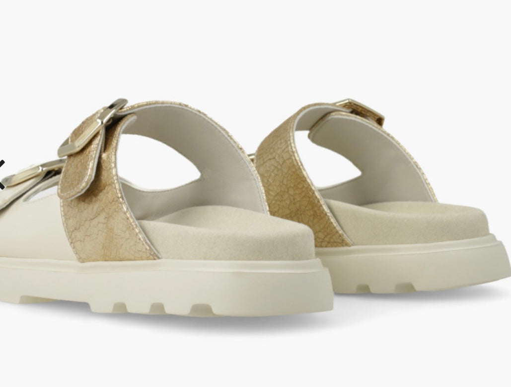 Lodi cream leather sandals