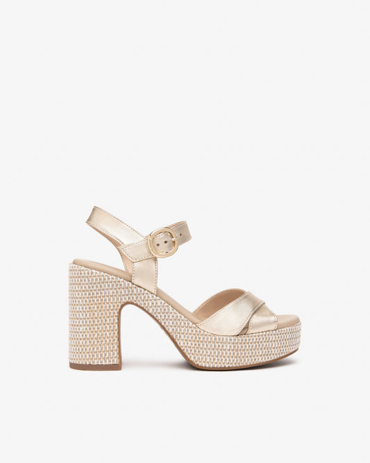 NeroGiardini gold leather platform sandals