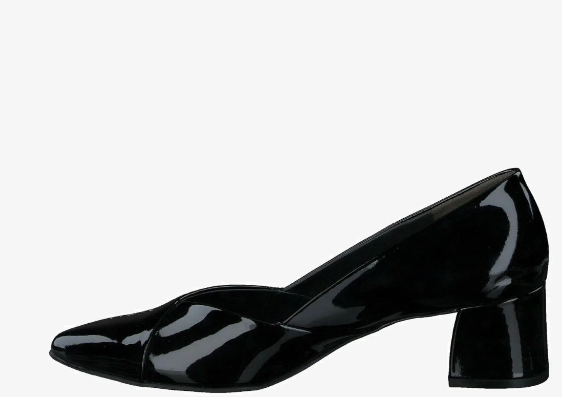 Paul Green black patent leather shoes