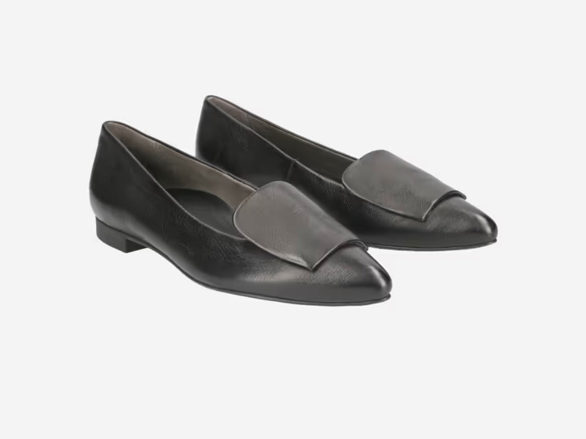 Paul Green black leather ballerinas