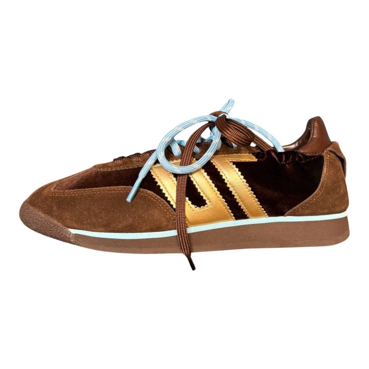 Back 70 coffee and gold velvet suede sneakers