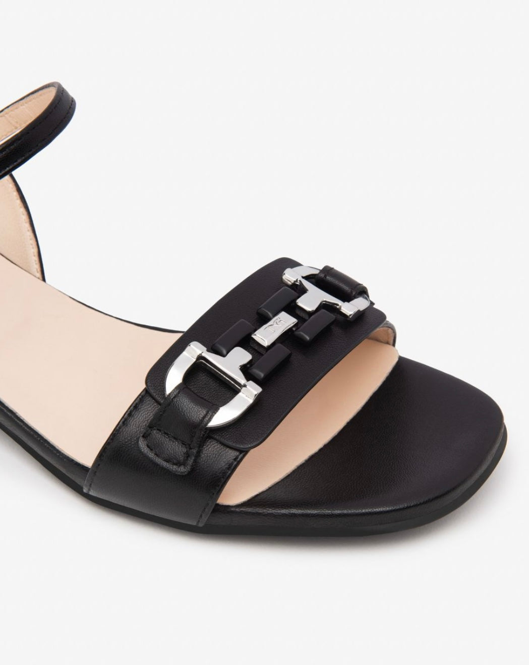 NeroGiardini black leather sandals