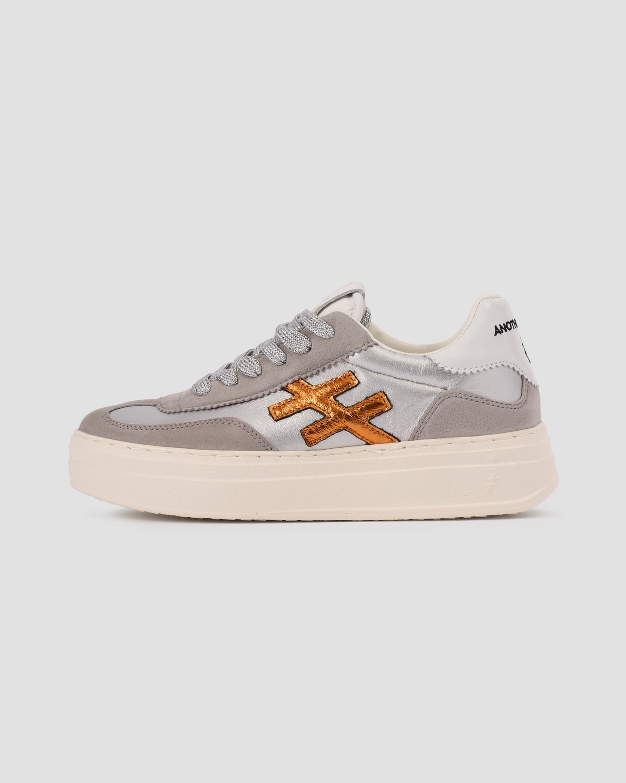 Another Trend silver suede and leather platform sneaker