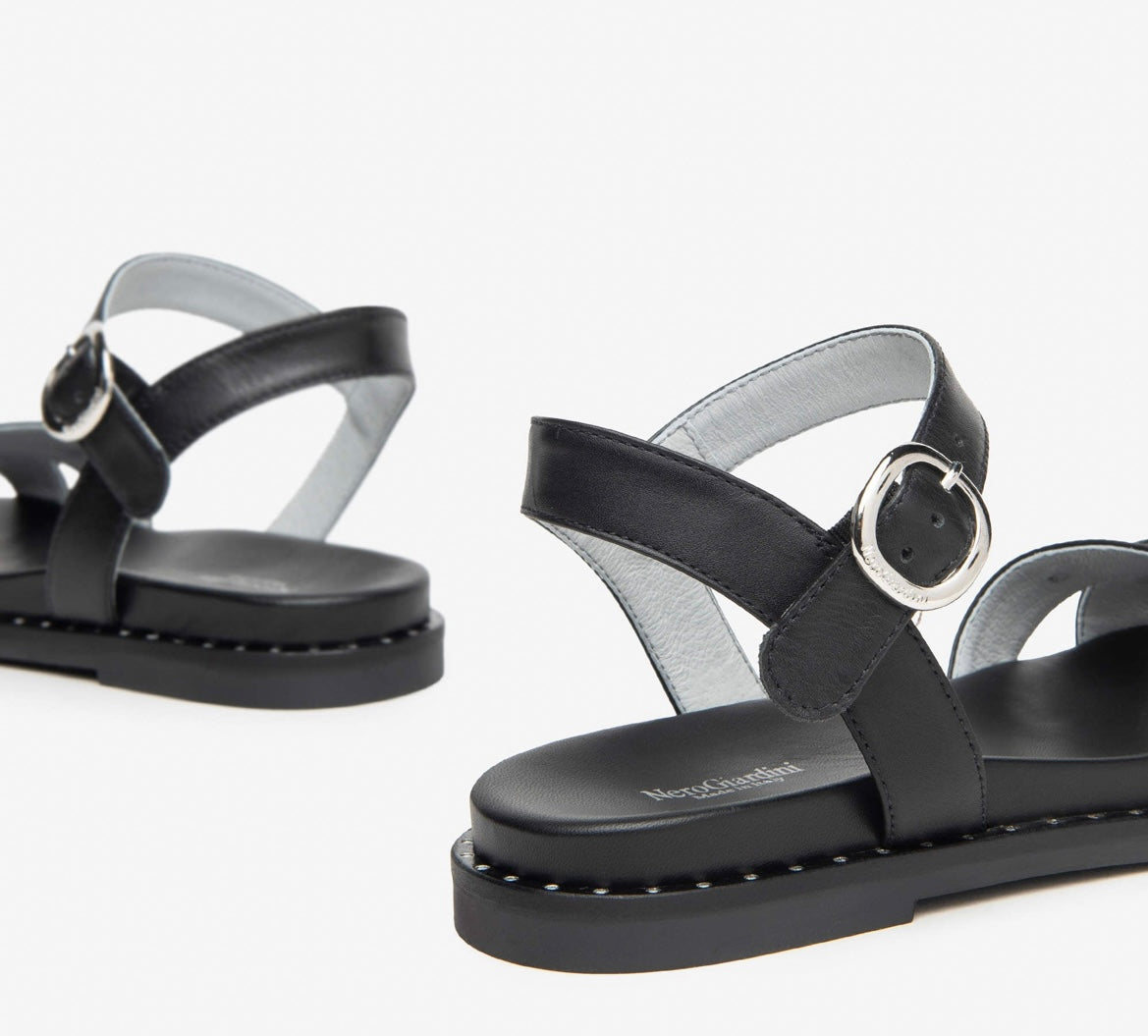 Nerogiardini black leather sandal