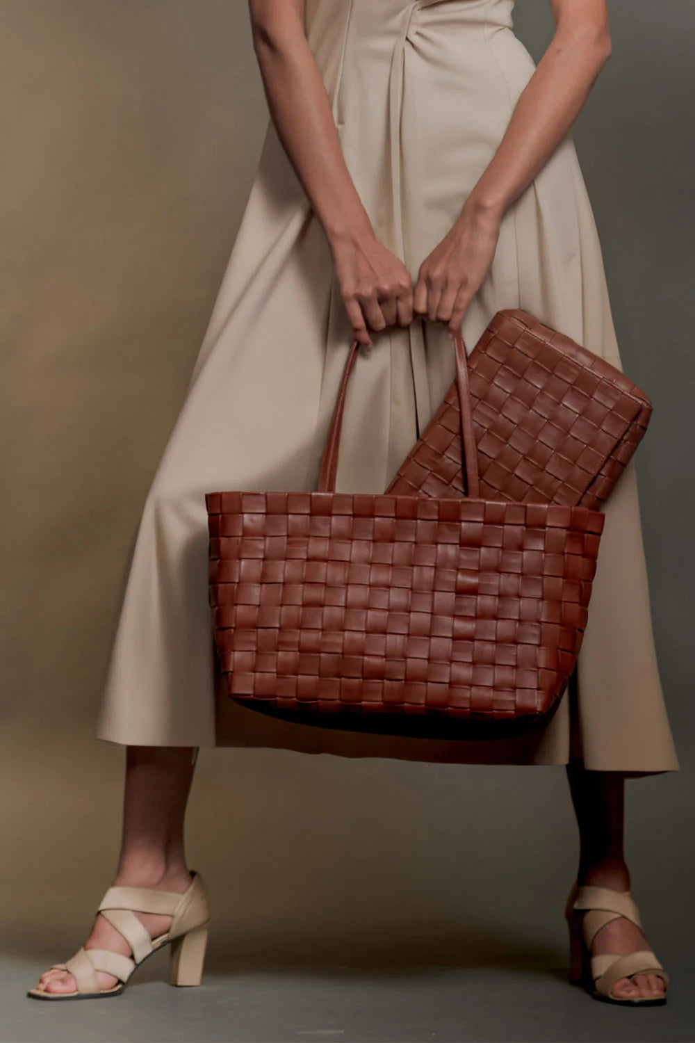 ALĒO Tessa toffee woven shopper - Melissakshoes