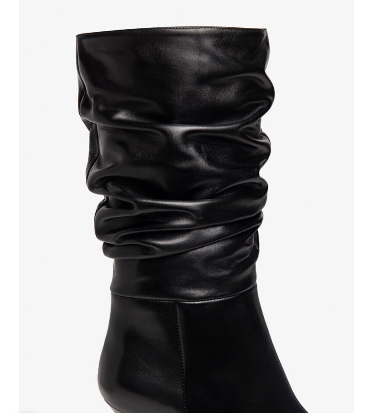NeroGiardini black leather scrunchy boot - Melissakshoes