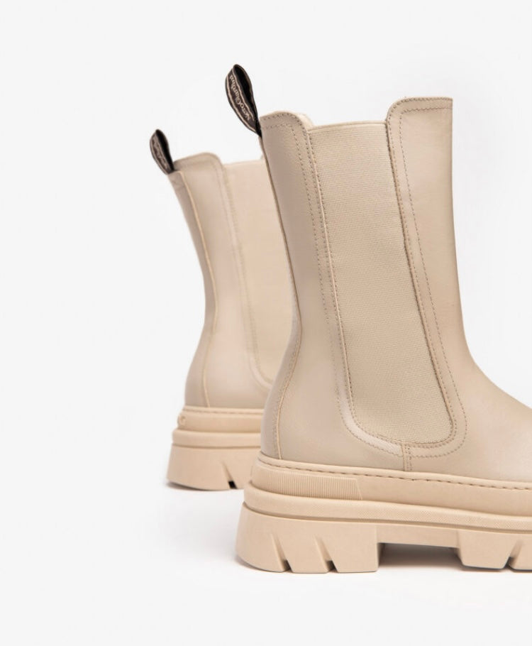 NeroGiardini beige leather hightop Chelsea boots - Melissakshoes